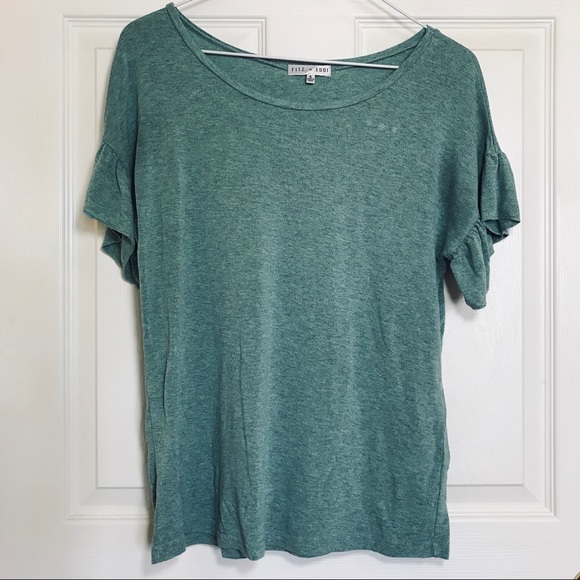 Pale Green Flowy Top - Picture 2 of 5